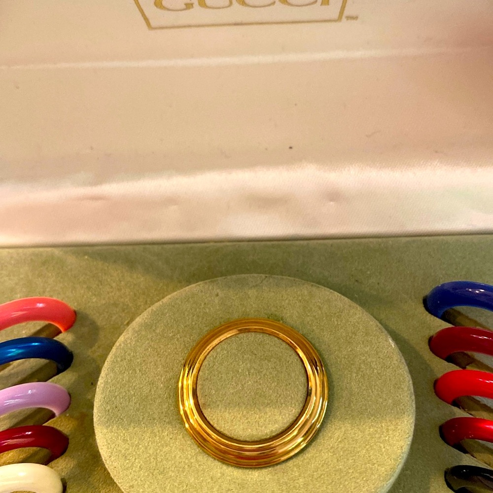 Gold tone Gucci bezel ONLY